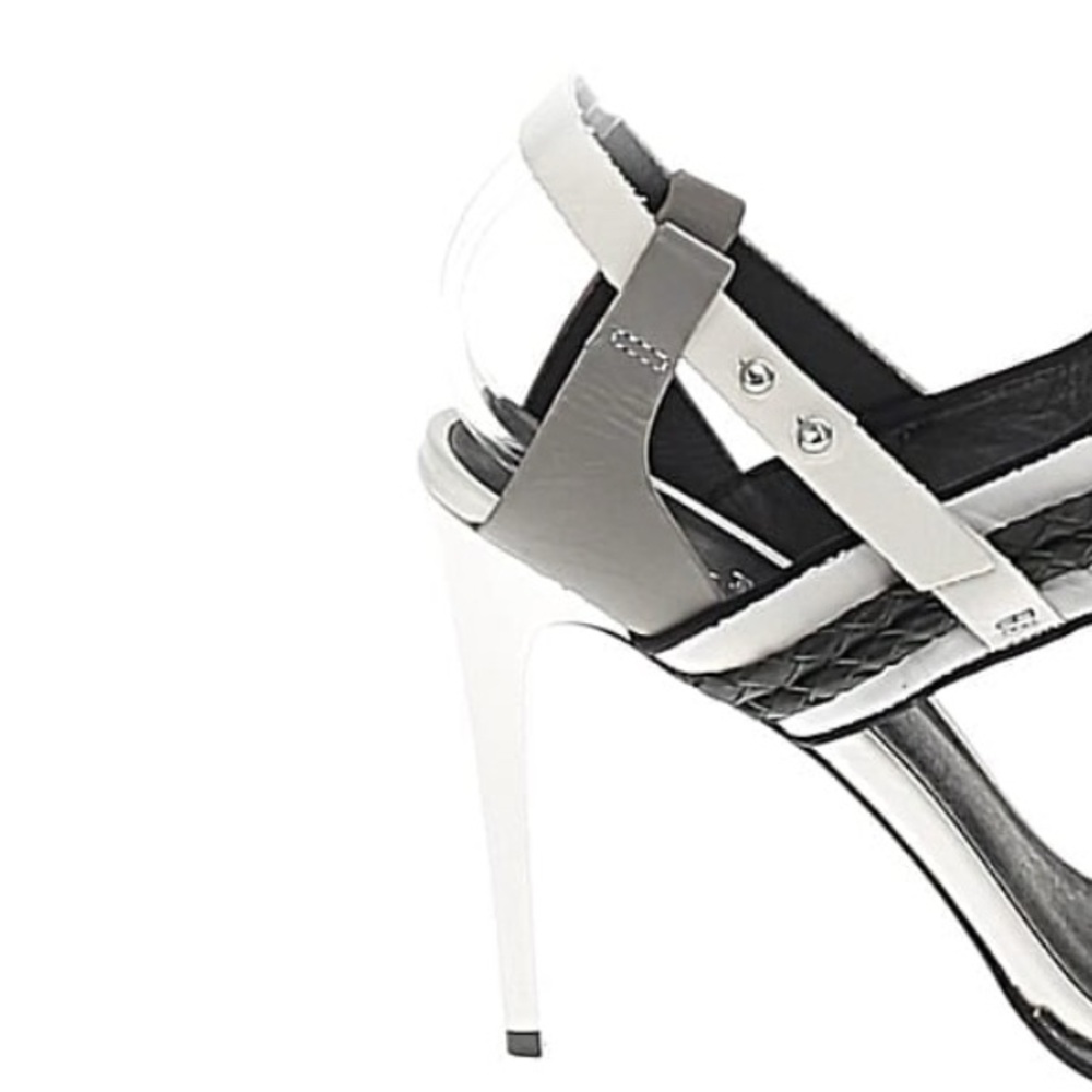 L.A.M.B. ~ Black, White and Gray 4” Peep Toe Heels by Gwen Stefani size 8 - Picture 10 of 11
